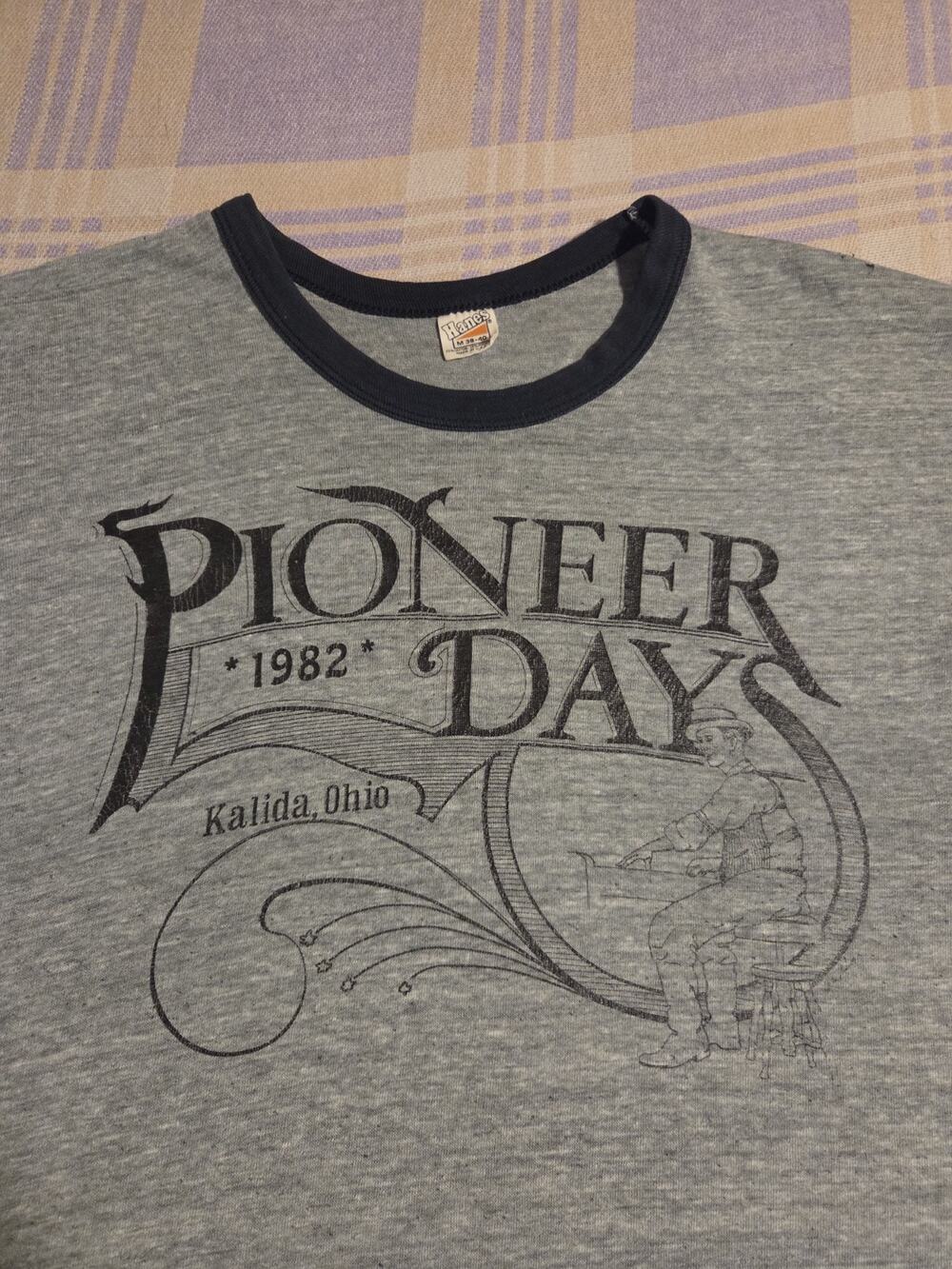 Vintage 80s Pioneer Days Ringer T Shirt 1982 Kalida Ohio Hanes Cotton Soft Thin